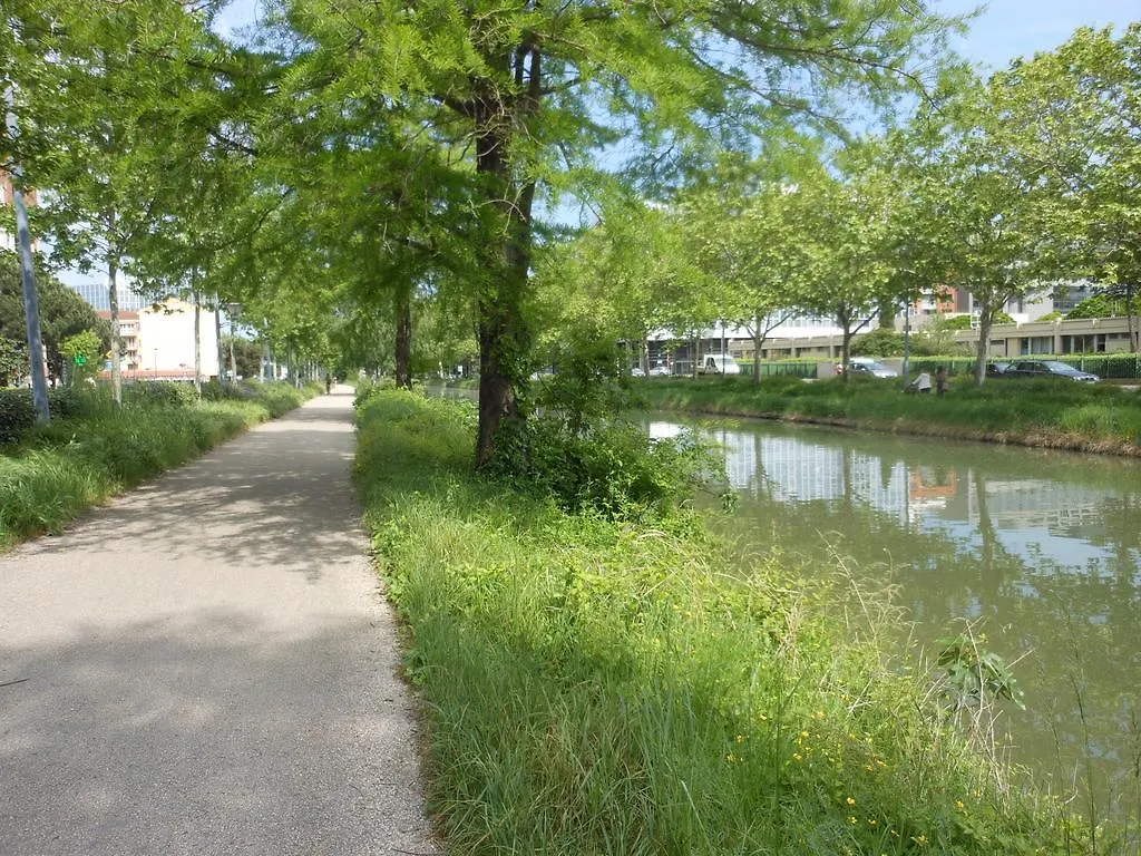 B&B Hotel Toulouse Centre Canal Du Midi