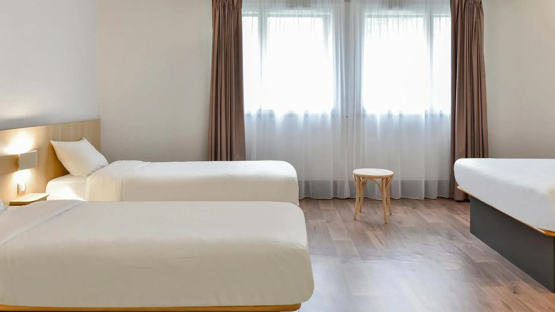 ***  B&B Hotel Toulouse Centre Canal Du Midi France