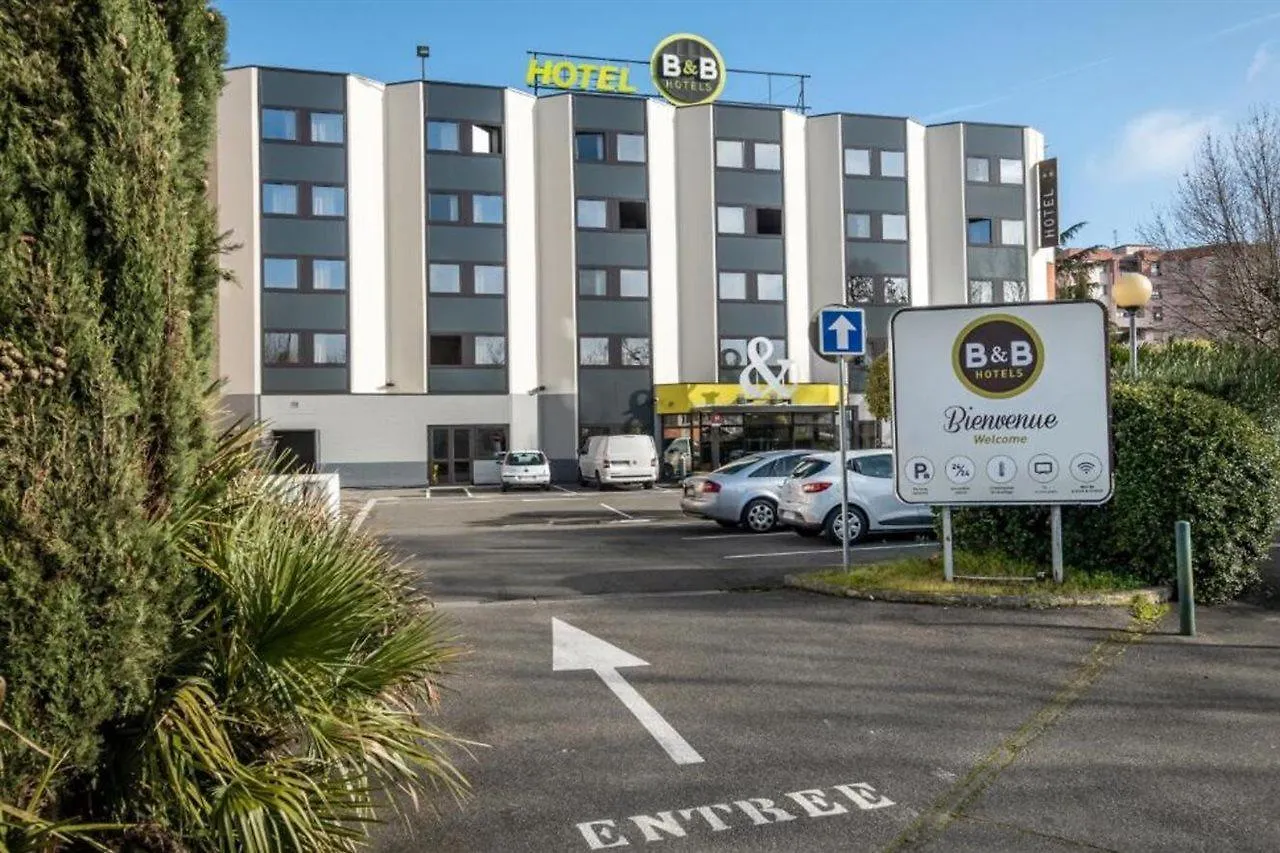 B&B HOTEL Toulouse Centre Canal du Midi 3*,  France
